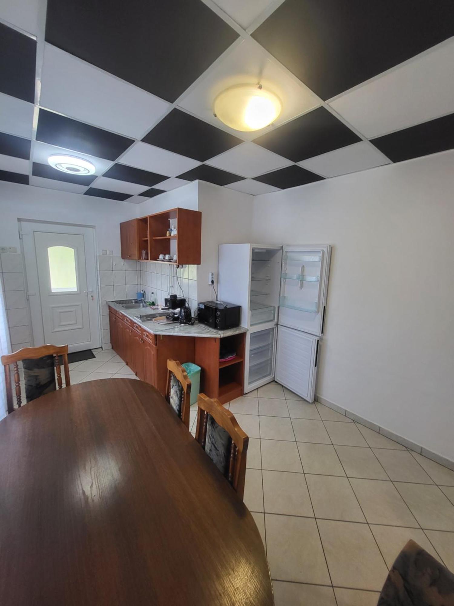 Ferienwohnung Napsugar Vendeghaz Tiszaújváros Zimmer foto
